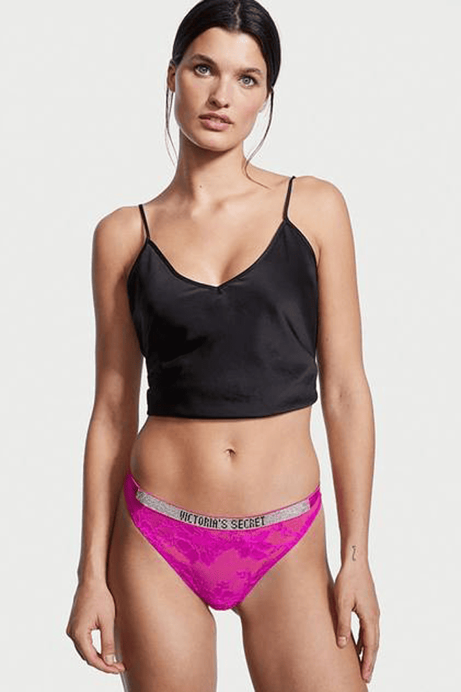 Трусики ЗІ СТРАЗАМИ СТРІНГИ FUCHSIA HIGH Victoria`s Secret