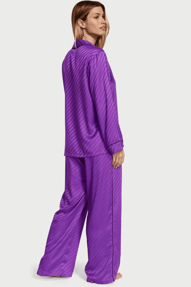 ПІЖАМА САТИН ДОВГА PURPLE LOGO Victoria`s Secret ПІЖАМА САТИН ДОВГА PURPLE LOGO Victoria`s Secret