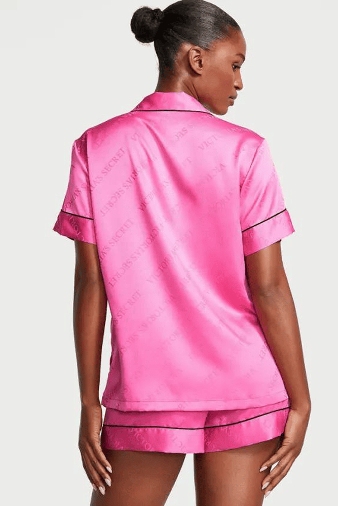 ПІЖАМА САТИН КОРОТКА PINK LOGO Victoria`s Secret ПІЖАМА САТИН КОРОТКА PINK LOGO Victoria`s Secret