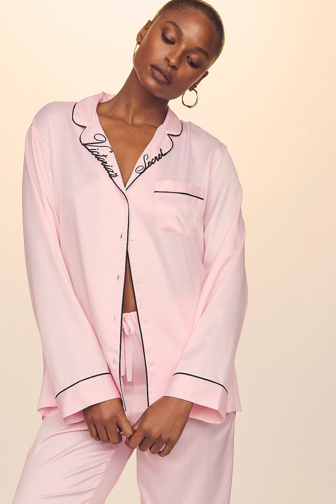 ПІЖАМА САТИН ДОВГА ANGEL PINK COLLAR EMBR Victoria`s Secret ПІЖАМА САТИН ДОВГА ANGEL PINK COLLAR EMBR Victoria`s Secret