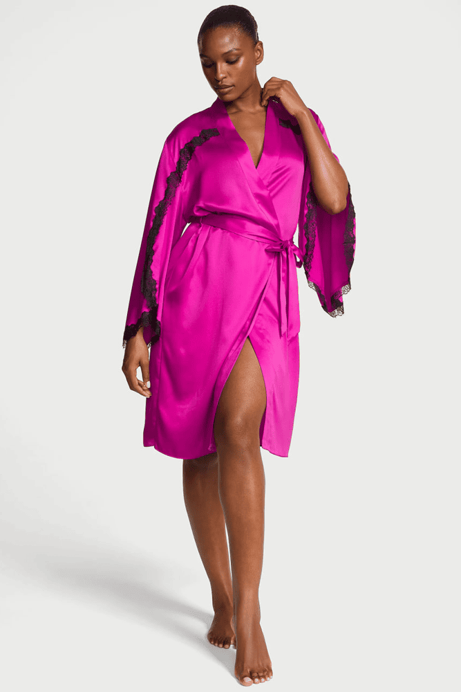 ХАЛАТ САТИНОВИЙ FUCHSIA LACE Victoria`s Secret ХАЛАТ САТИНОВИЙ FUCHSIA LACE Victoria`s Secret